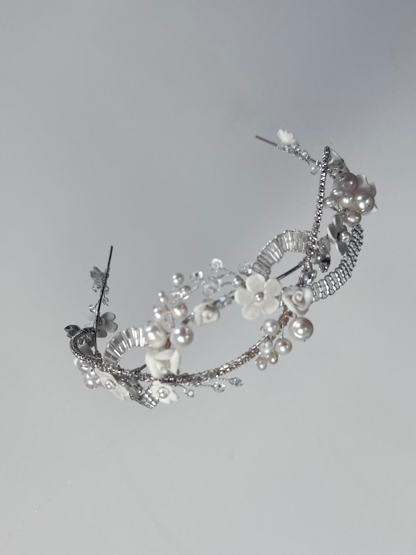 Bride hair headband, tiara, vine with real pearls